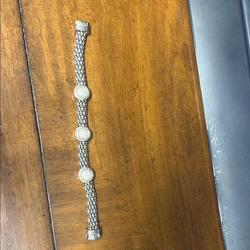 Sophisticated Silver and Gold Bracelet ~ Magnetic Closure - Picture 2 of 6